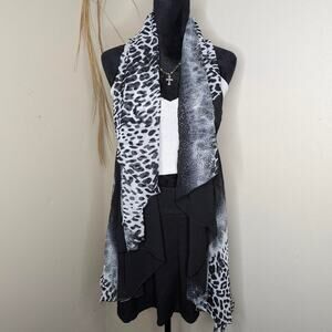 Black and white sheer leopard